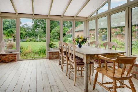 Garden Room.jpg