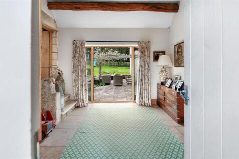 Entrance Hall.jpg