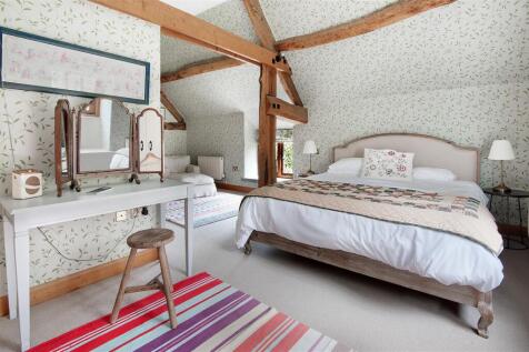 Bedroom 2.jpg