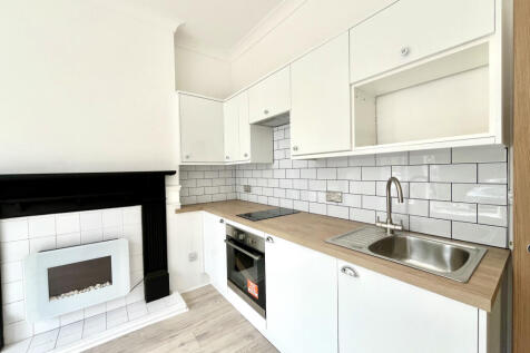 Lounge/Kitchen