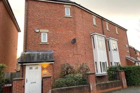 4 Bedroom House For Rent