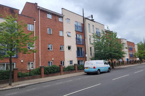 3 Bedroom Apartment for Rent