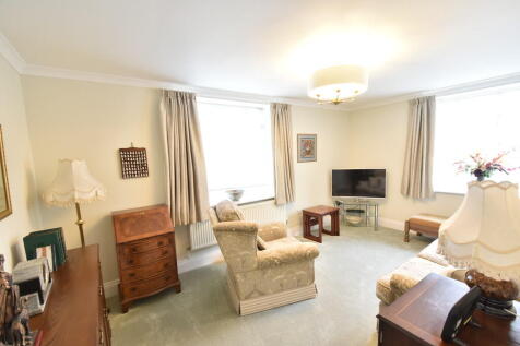 Living room 1