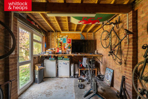 garage