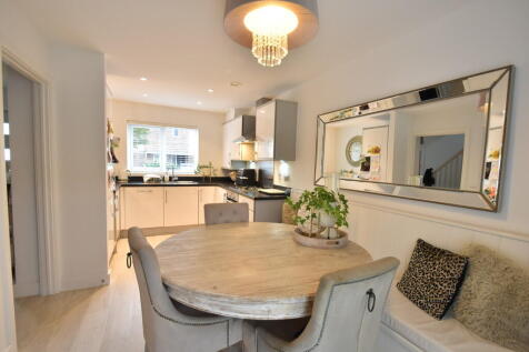 Dining room - Kit...