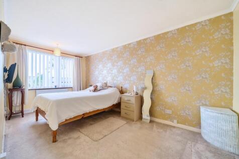Principal bedroom
