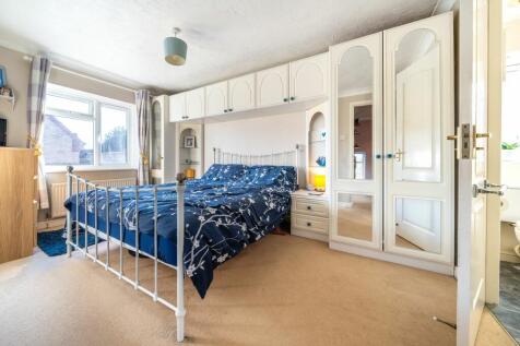 Principal bedroom