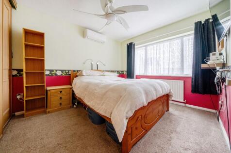 Principal bedroom