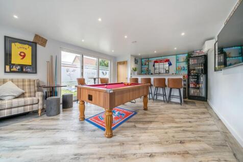 Games room/Bar