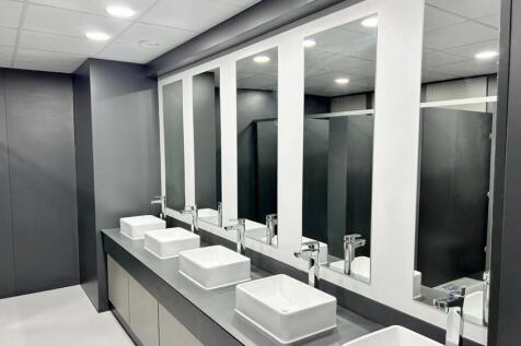 Sinks_PHOTO202304181616443.jpg