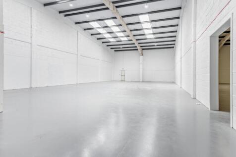 8660236interior22800.jpg