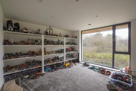 Property Image 9