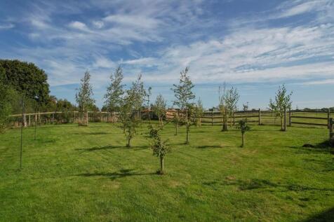 Skylark Barn-48.jpg