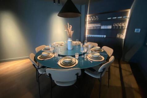 Residents Suites