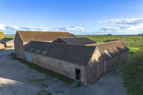 4 - Barns Rear