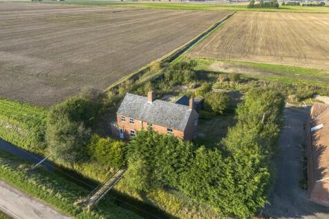 13 - Cottages Aer...