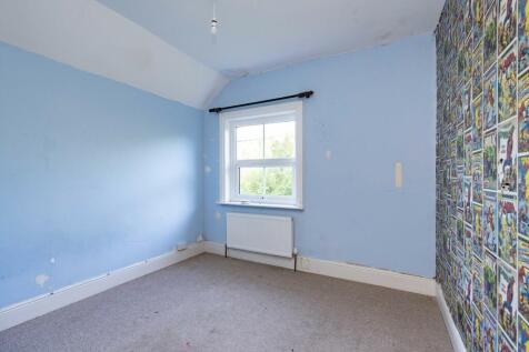 17 - Bedroom Thre...