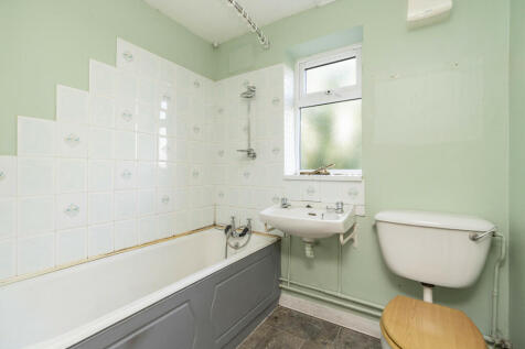 24 - Bathroom