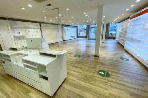 Retail area to fr...