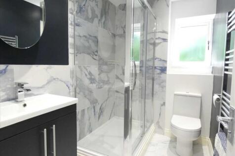 En-Suite Shower