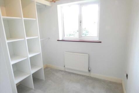 Bedroom 4 / dressing