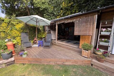 Covered Garden Area