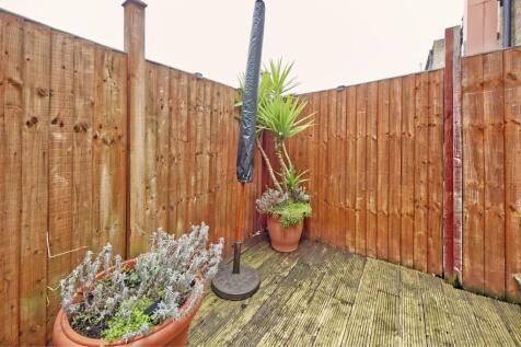 4  4a elliott rd5010.jpg
