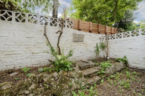 94 wandsworth bridge rd4819.jpg