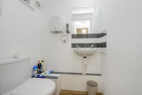 94 wandsworth bridge rd4812.jpg
