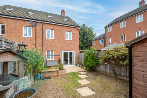 estate agents in Aylesbury-237