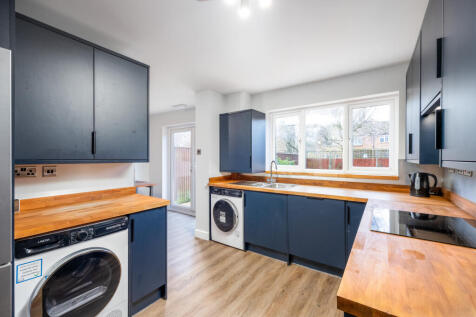 104  Kynaston Avenue HP21 9DS-13
