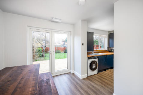 104  Kynaston Avenue HP21 9DS-15