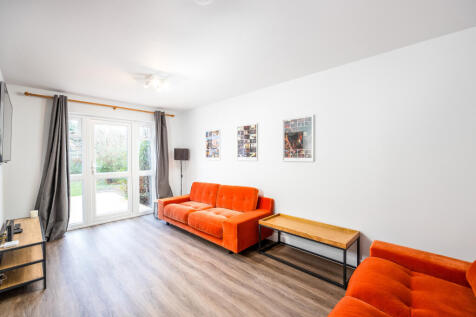104  Kynaston Avenue HP21 9DS-17
