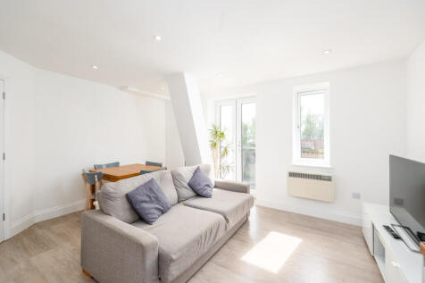 Flat 31, 70 Walton Street, HP21 7QP-4