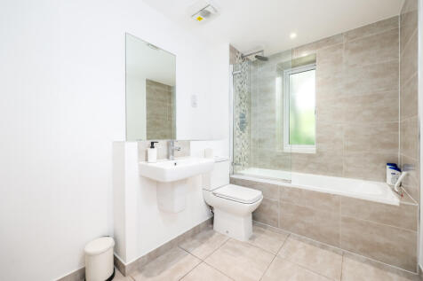 Flat 31, 70 Walton Street, HP21 7QP-10