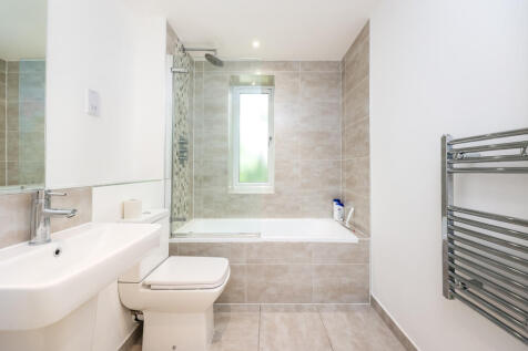 Flat 31, 70 Walton Street, HP21 7QP-11