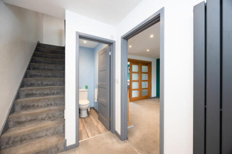 7 Stratton Grn, Aylesbury HP21 7EW, UK-11