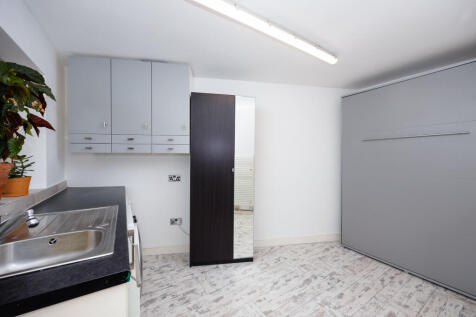 22 Ligo Avenue, HP22 5TX-12