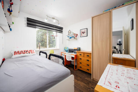 22 Ligo Avenue, HP22 5TX-19