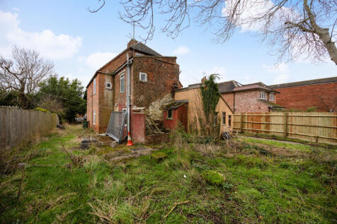 184 Bierton Road-5