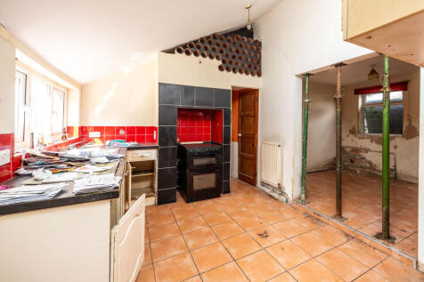 184 Aylesbury road, bierton-13