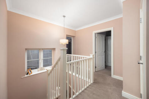 42 Colonel Grantham Avenue HP19 9AP-28