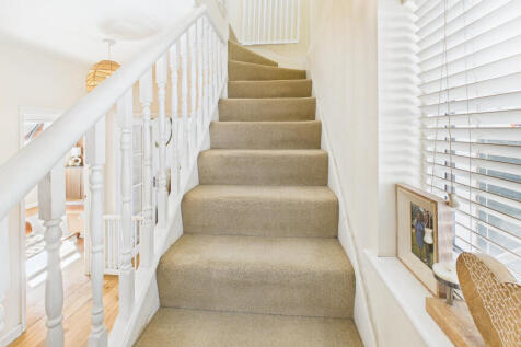 estate agents in aylesbury-36