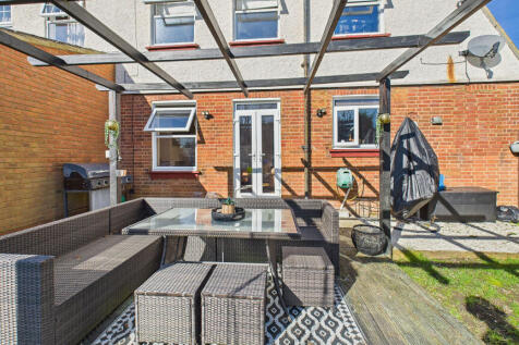 estate agents in aylesbury-38