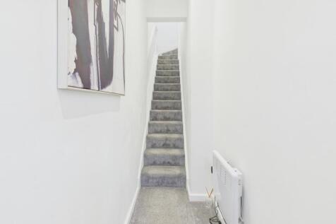 CAM04968G0-PR0033-STILL006