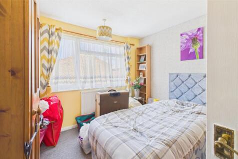 CAM04968G0-PR0041-STILL006