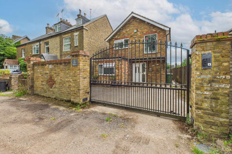 Park Road East-26