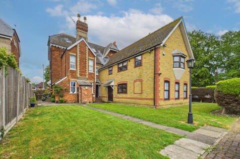 Uxbridge-12