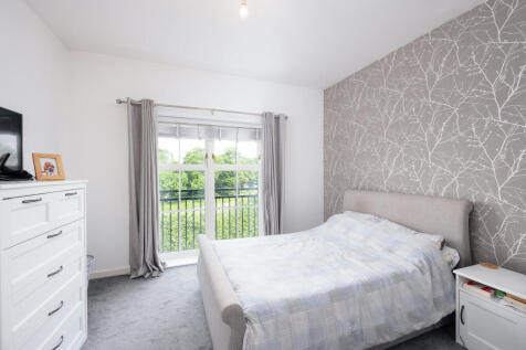 27 Broka Court, Aylesbury HP19 7HX-5