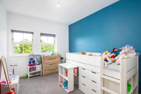 27 Broka Court, Aylesbury HP19 7HX-3